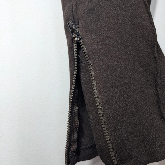 Athleta Venice Heathered Pintuck Pant, Dark Brown Heather SIZE M New No Tag. - Picture 10 of 16